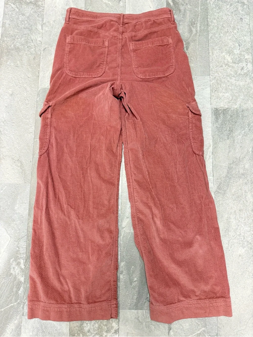 American Eagle Outfitters Wide-Leg Corduroy Cargo Jeans in Rust - Picture 4 of 7